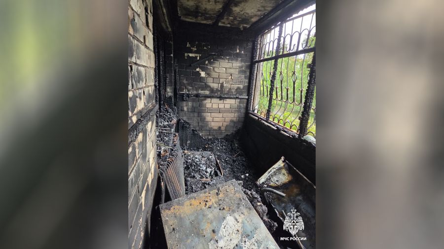 Пожар на улице Красноборской в Ярославле мог начаться из-за электровелосипеда