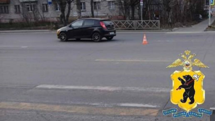 В Рыбинске водитель иномарки сбил 17-летнюю девушку-пешехода