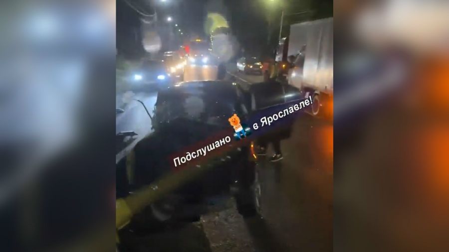 В Ярославле произошла массовая авария с грузовиком