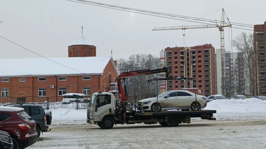 Житель Ярославля лишился автомобиля из-за неоплаченного долга