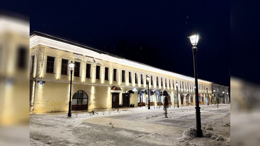 Историческое здание в Ростове Великом украсила архитектурная подсветка