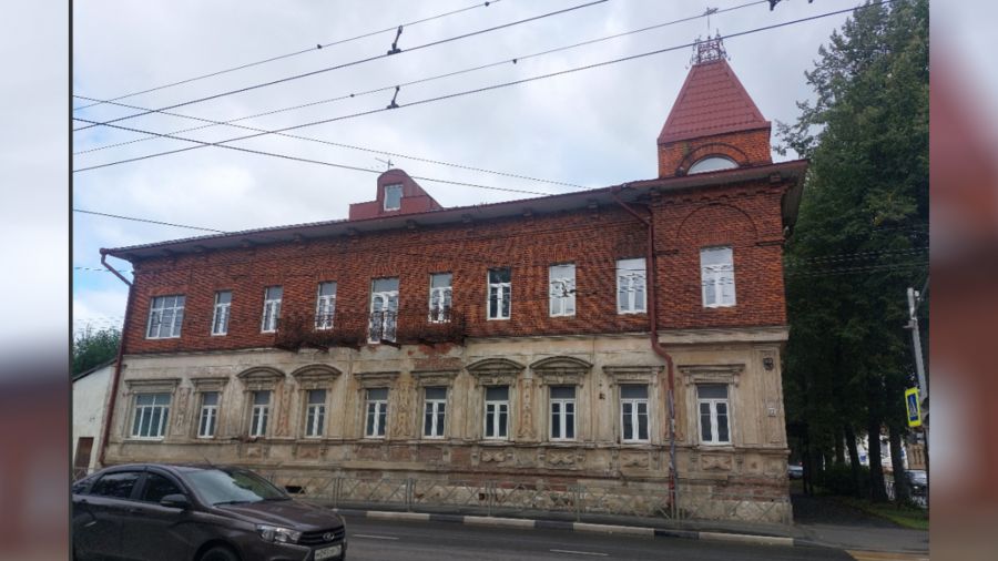 В Рыбинске выставили на продажу купеческий особняк