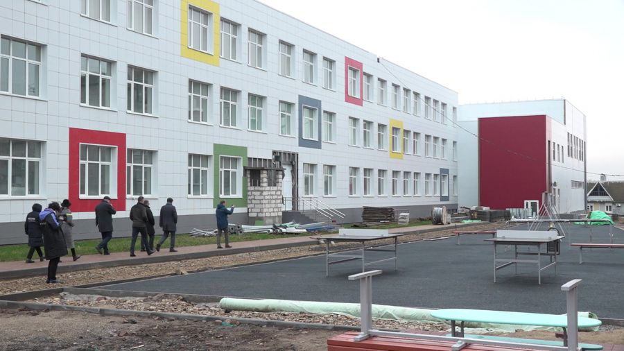 Сроки строительства корпуса школы в Угличе продлили до сентября