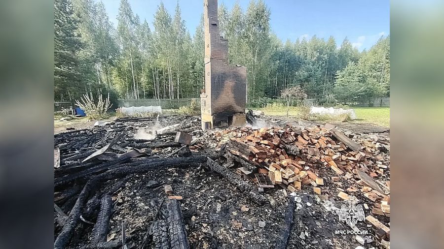 Аварийная электрика стала причиной загорания нескольких построек под Гаврилов-Ямом