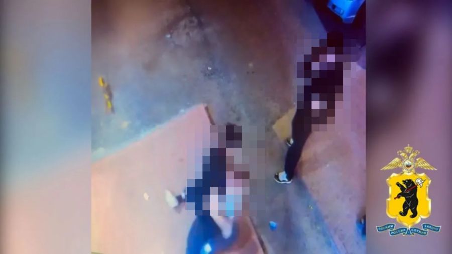 В Ярославле двое подростков избили знакомого
