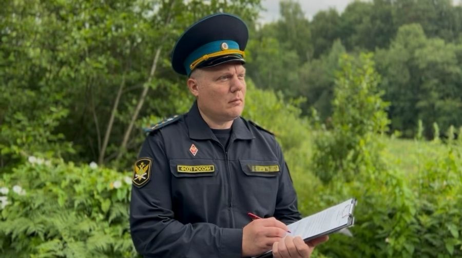 Судебные приставы добились ремонта дороги в Ярославской области
