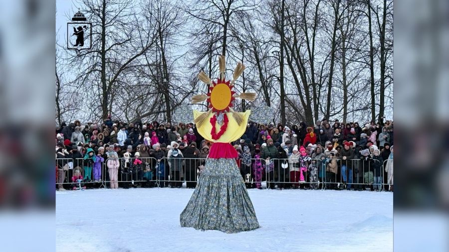 В Ярославле сожгли чучело Масленицы