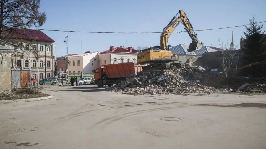 В Рыбинске на месте бывшей станции скорой помощи появится парковка
