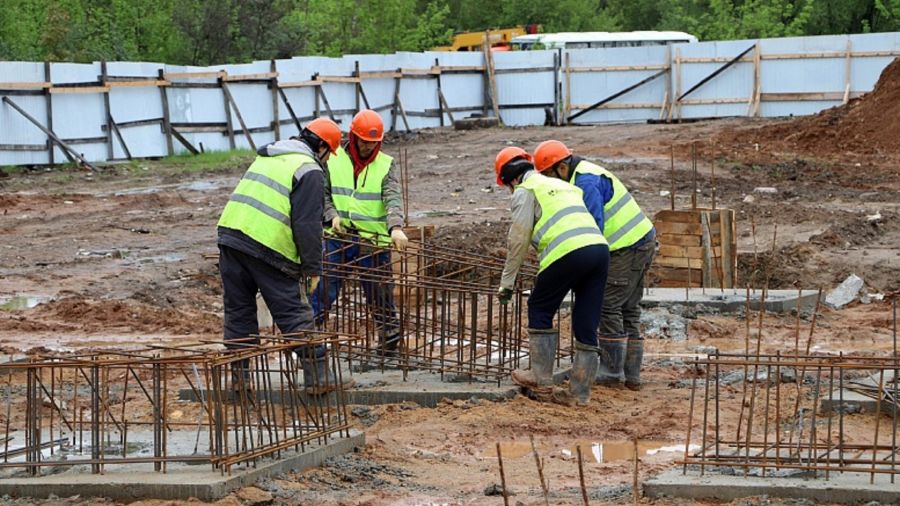 В Ярославле ждут поставку металла для возведения каркаса поликлиники на Гоголя