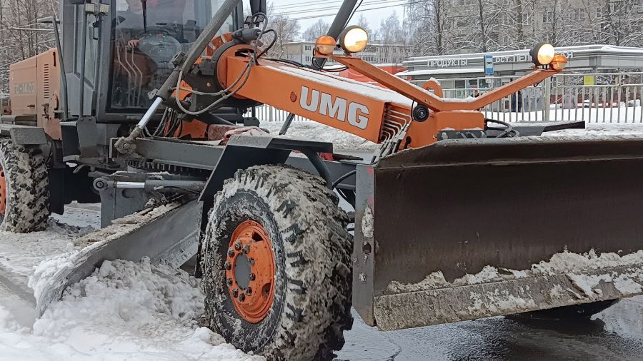 Ярославские дорожные службы перешли на усиленный режим работы