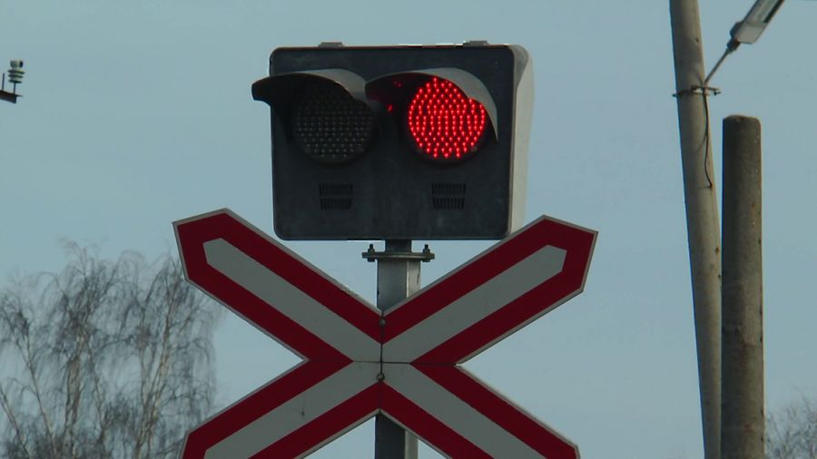 В Ростовском округе временно перекроют железнодорожный переезд
