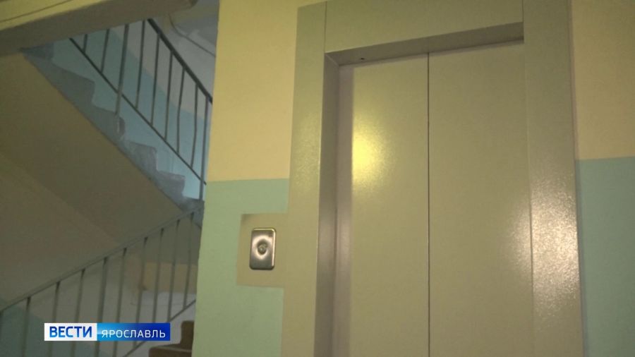 В Ярославле мужчина украл пакет с вещами из подъезда