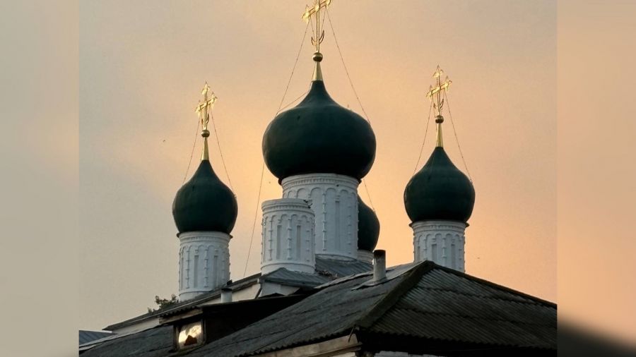 В Переславле из-за сильного ветра сорвало купол Никитского мужского монастыря