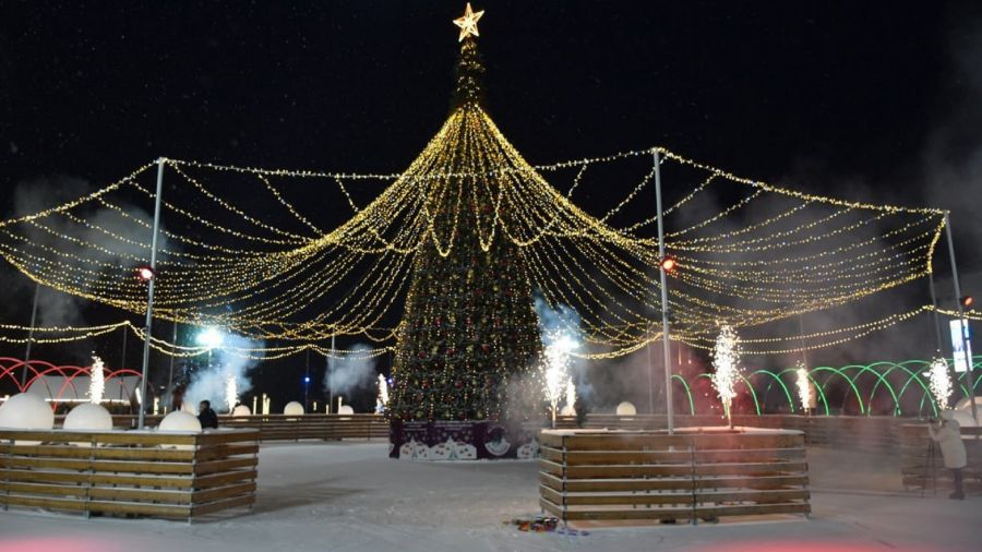 В Переславле открылся новогодний каток