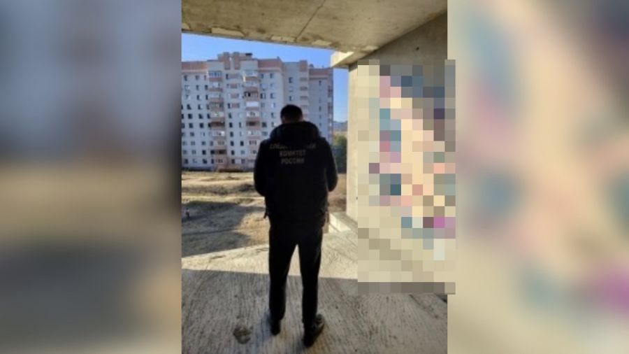 На улице Сосновой в Ярославле с 9-этажного недостроя упал подросток